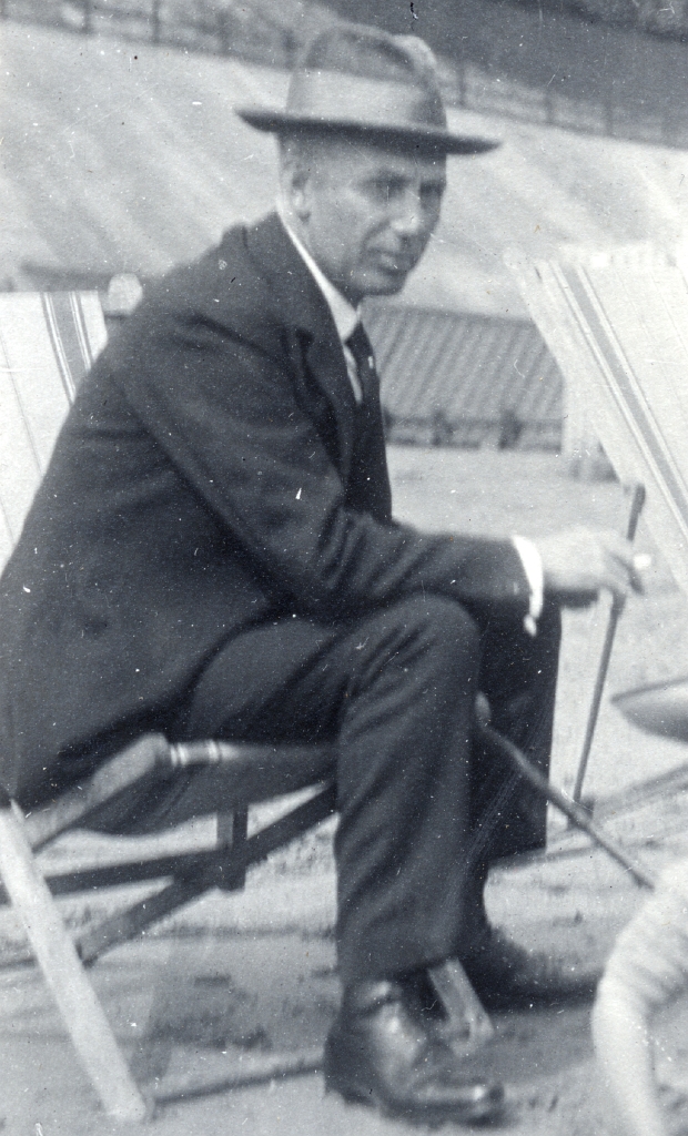 Sheringham 1913 Unidentified Man.jpg